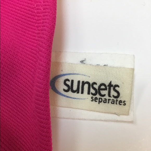 Pink Swim Top.  Sunset Separates. - Picture 4 of 5